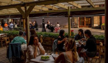 The City Council Approves Year-Round Outdoor Dining Sheds