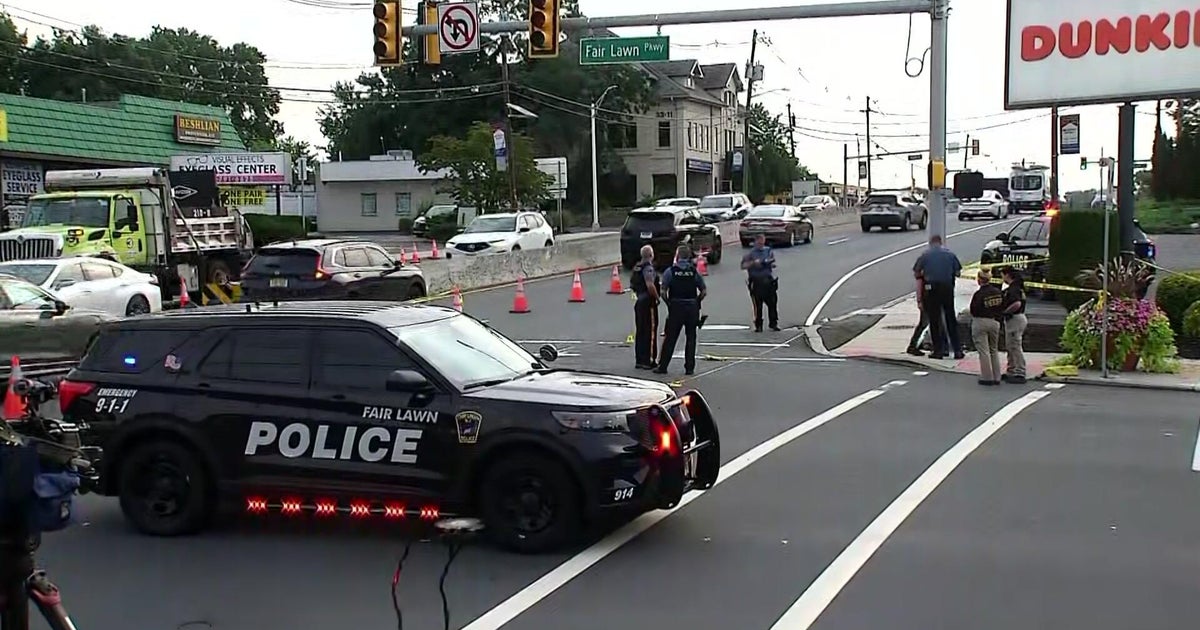 Mother and child hit by car in Fair Lawn, New Jersey, police say