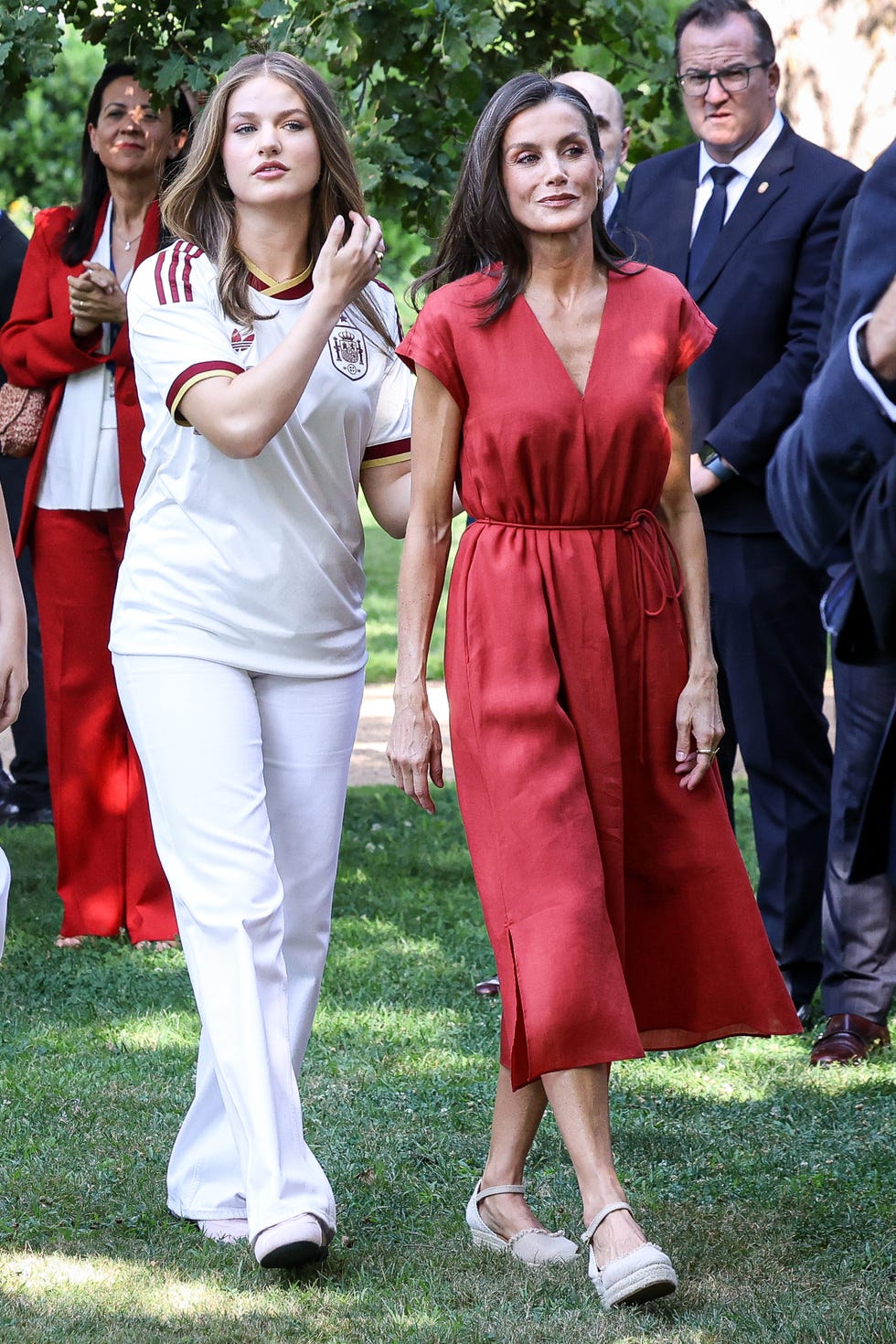 Spanish Royals Meet National Football Team After FIFA World Cup 2026