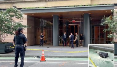 Man sets himself on fire in lobby of Google office building in NYC