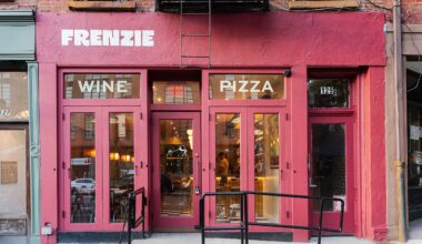 Frenzie Wine & Pizza Brooklyn Heights New York Style Pizza