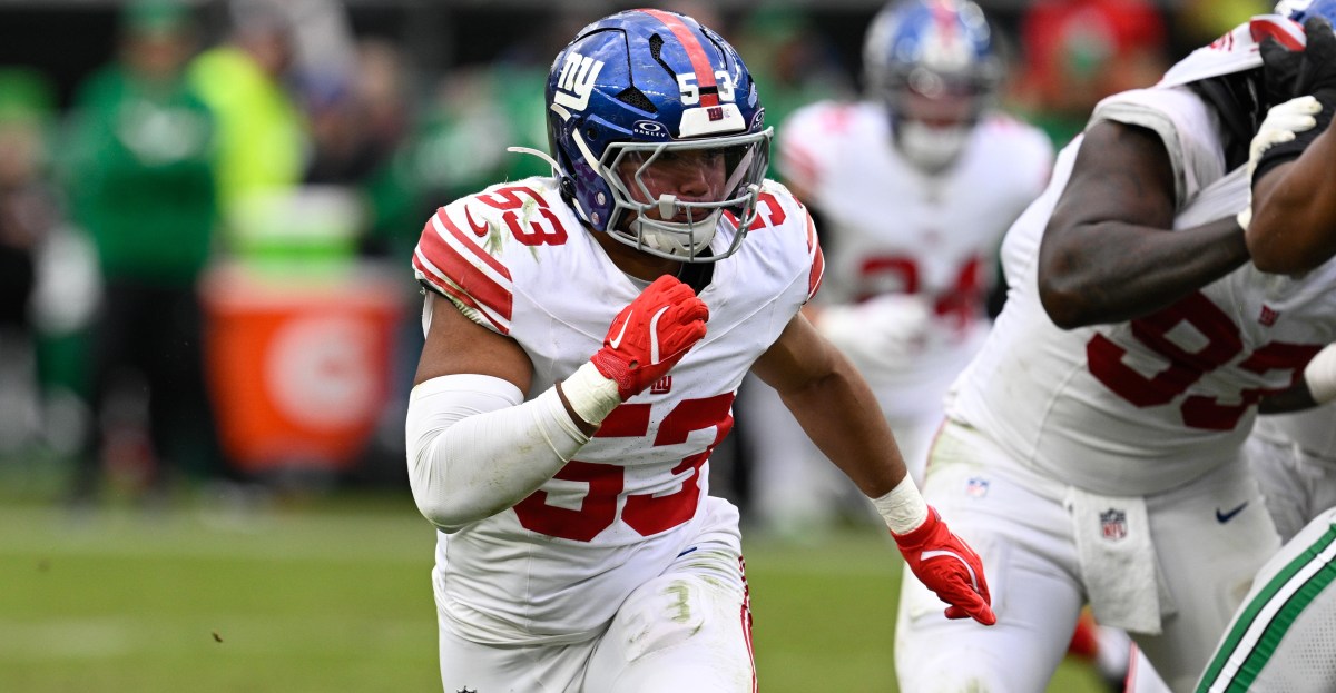 Giants waive a former starting linebacker in Darius Muasau