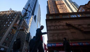 Judge temporarily blocks rollout of Mamdani’s pied-à-terre tax