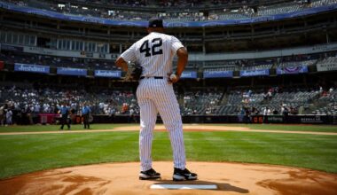 Mariano Rivera returns to Yankees Old-Timers' Day after tearing Achilles tendon last year