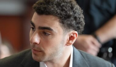 Luigi Mangione to appear in Manhattan federal court, guilty plea expected