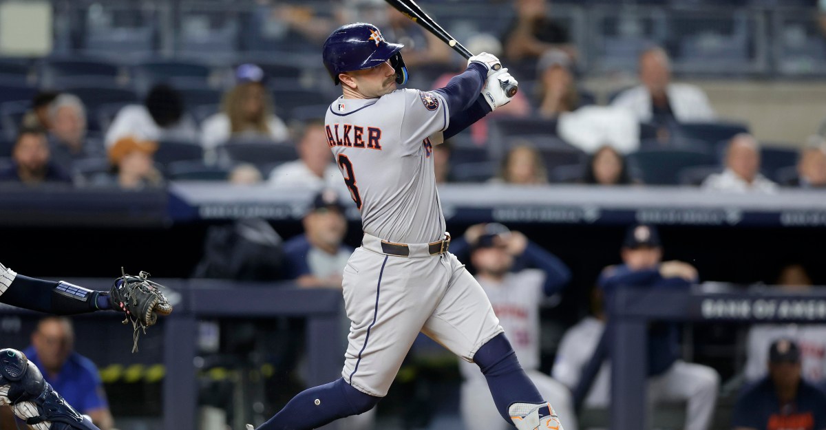 Astros Slap Yankees 5-1, Take 2 of 3 in Bronx