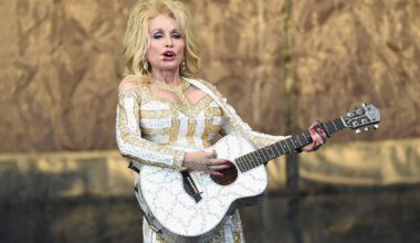 NYC's Empire State Building to pay tribute to Dolly Parton with pink lights