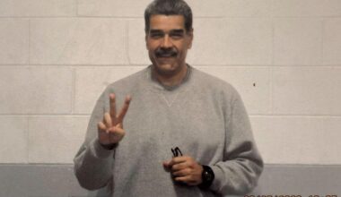 Nicolás Maduro shares photos from New York prison: "We are standing firm"