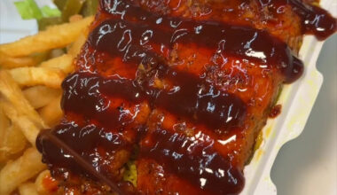 Why People Are Claiming This NYC Halal Joint Serves The Best Salmon Platter In The Entire City
