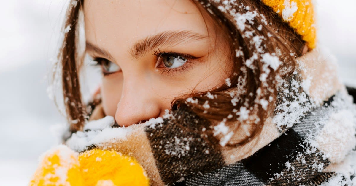 Woman refuses to stay at date’s tiny NYC studio during blizzard and sticks to original plan of going home, to sleep in her own bed