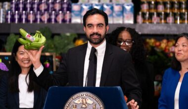 NYC business owners revolt over Mamdani’s government-run grocery stores: ‘Doomed for disaster'