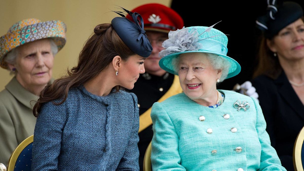 The late Queen's real opinion on Kate Middleton's 'unprofessional' hair
