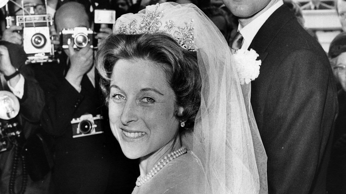 Queen Elizabeth's cousin accused of murdering her baby daughter dies aged 89