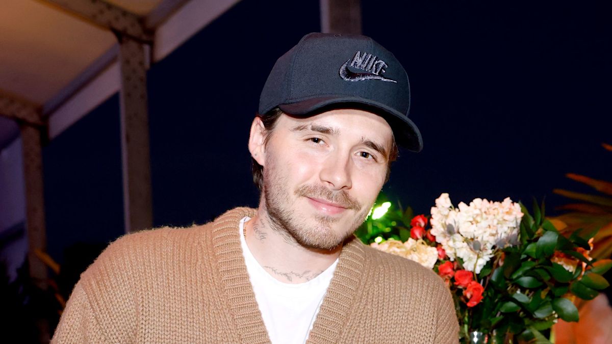 Brooklyn Beckham gets roasted for controversial sea water tomato pasta recipe