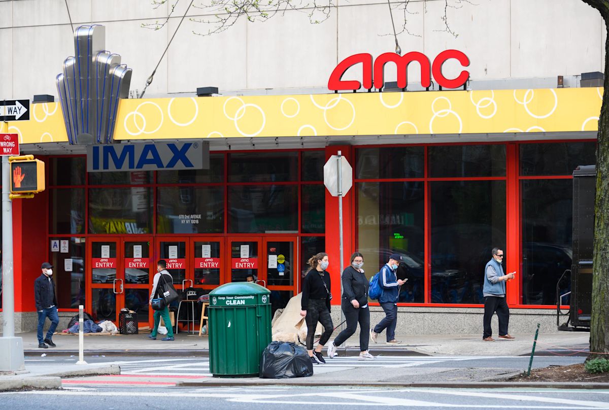 AMC Is Closing Beloved Manhattan Movie Theater—And People Are Irate