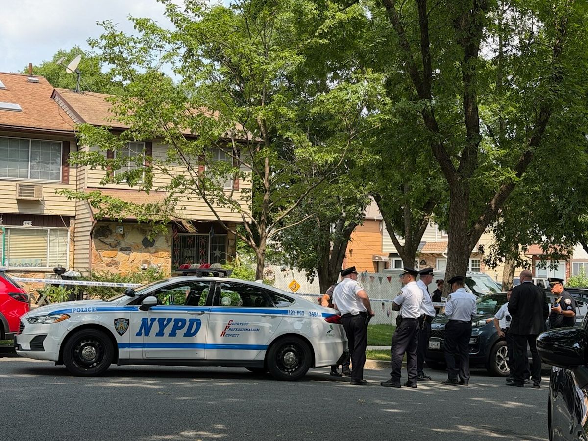 Man and woman killed in bloody murder-suicide leaves quiet Staten Island community rattled