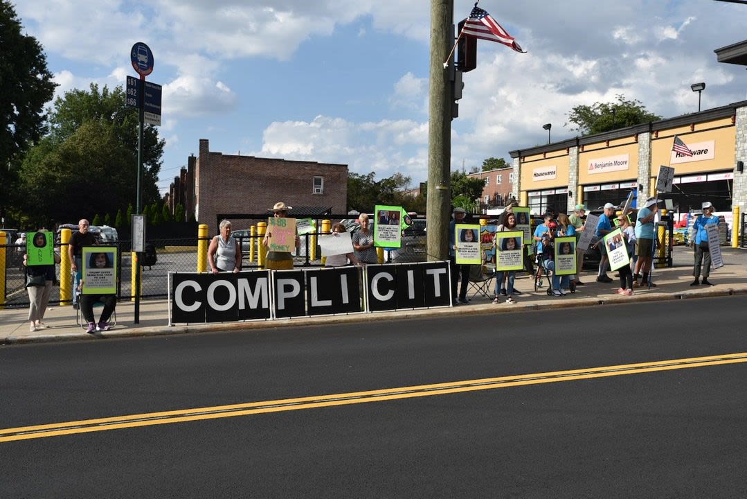 ‘Democracy Cannot Take This’: Staten Island Residents Mark 47th Malliotakis Protest