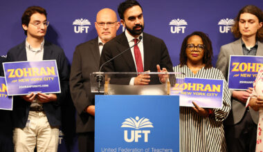 NYC Mayor Sues City Council Over Law Giving $10,000 Bonuses to Paraprofessionals