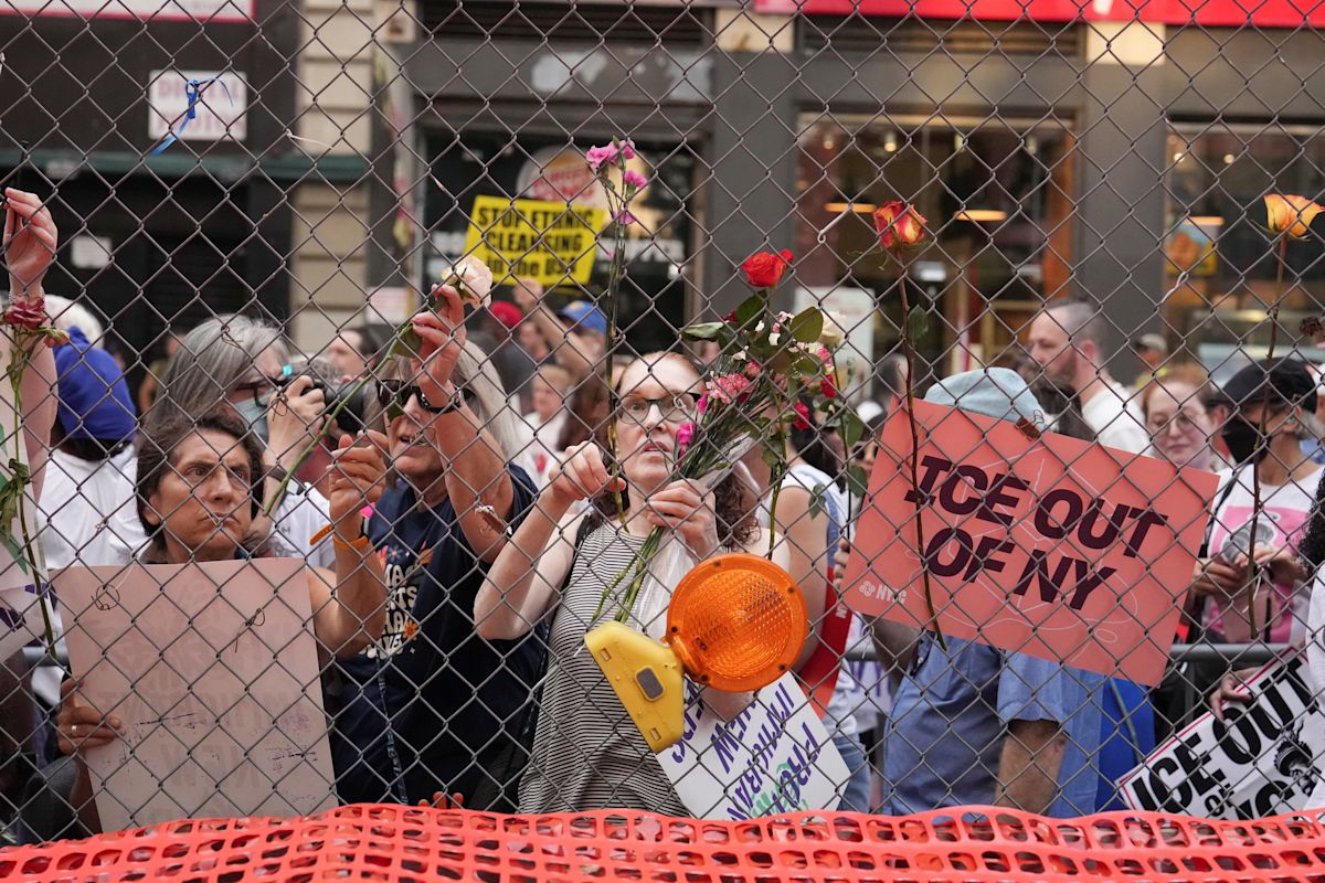 As NYC braces for immigration surge, city sees increased enforcement