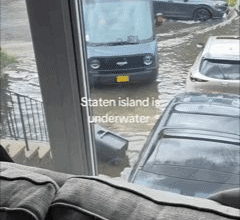 WATCH: Amazon worker delivers packages in ankle-deep water in Staten Island