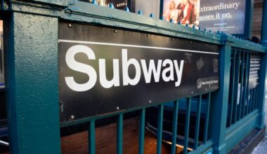 Subway rider slashed during morning commute in the Bronx: NYPD
