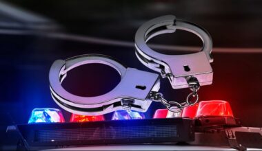 NYC homeless shelter employee allegedly stole thousands from residents: DA