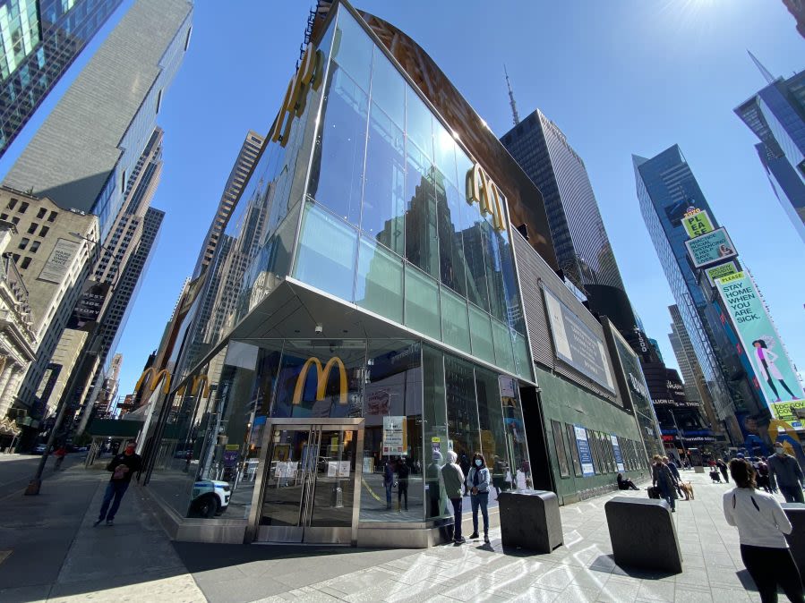 Man arrested after Australian tourist, 19, stabbed in NYC McDonald’s: sources