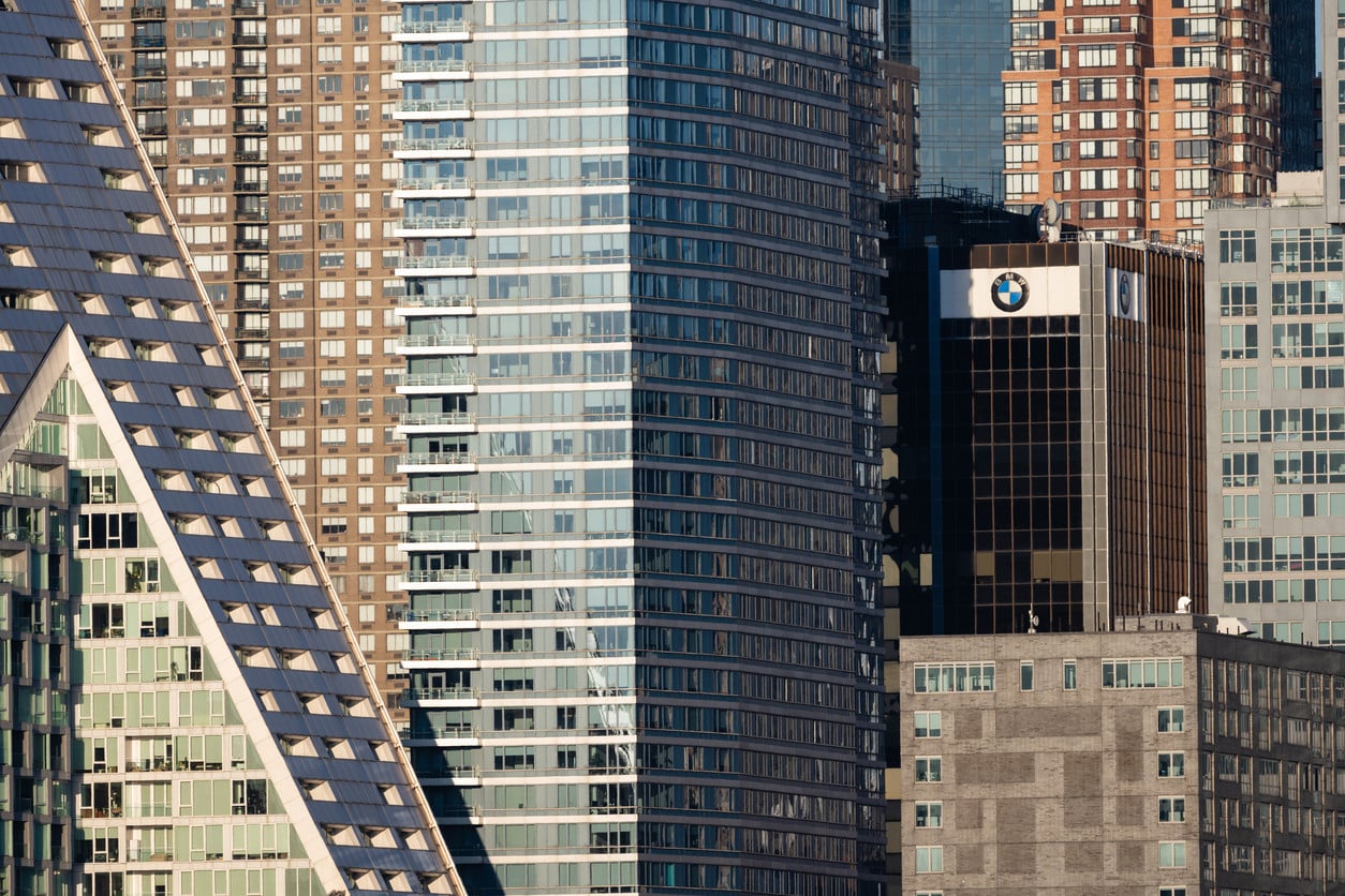 Manhattan and Brooklyn sales listings trend in opposite directions