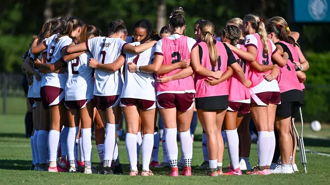 Women's Soccer Heads to Charlotte to Face Queens (Thurs.)
