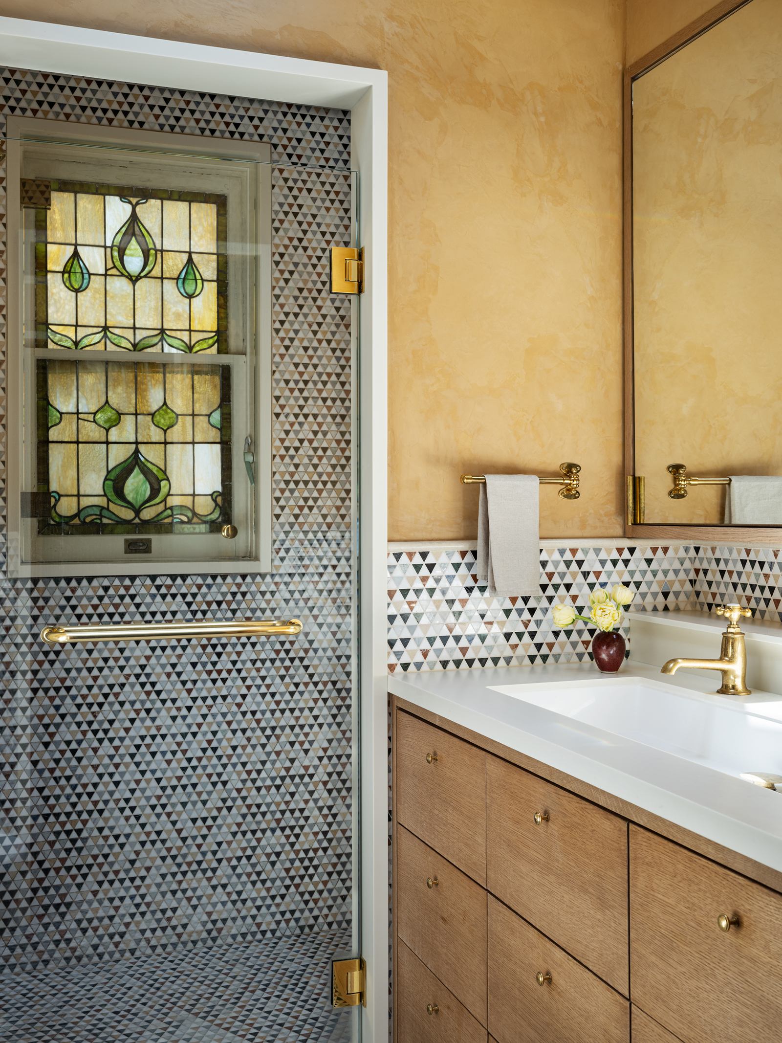 YELLOW BATH