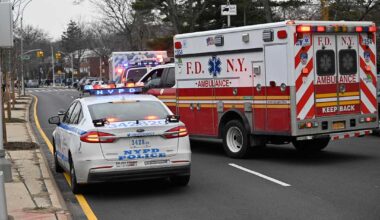 Kew Gardens Hills woman struck and killed while crossing Union Turnpike near her home: NYPD – QNS