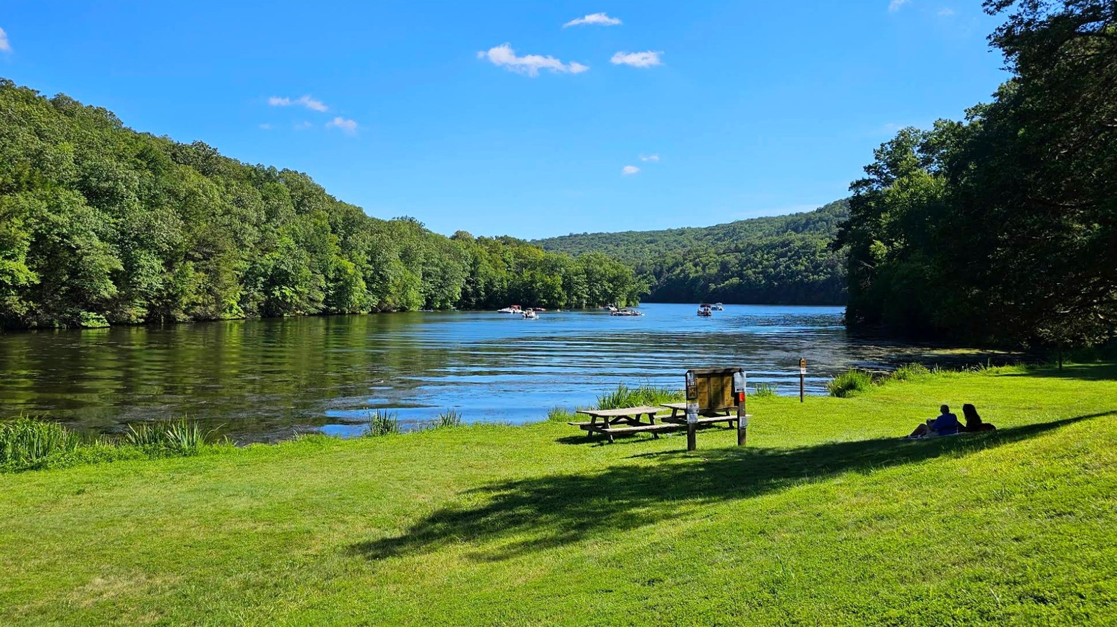 Between New York City And Hartford Is A Charming East Coast Town With Vibrant Parks, Tasty Eats, And Wildlife