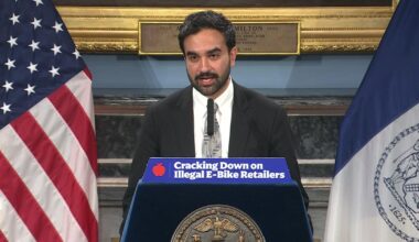 NYC Mayor Zohran Mamdani reacts to Speaker Johnson's "mini Mamdanis" remark