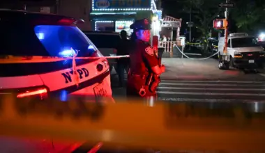 Cops release surveillance images of gunmen wanted for fatally shooting Brooklyn teen • Brooklyn Paper