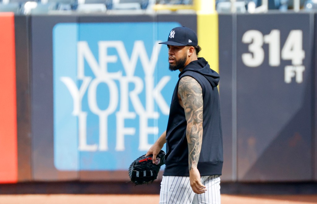New York Yankees first baseman Luis García Jr. during fielding practice.
