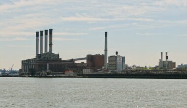 Aging Brooklyn Power Plants Remain Critical As Power Demand Rises
