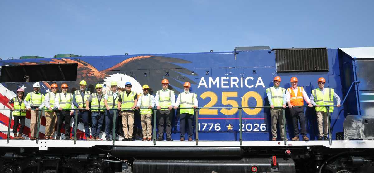 New York and Atlantic Railway emphasizes importance of rail freight during visit with Federal Railroad Admin. Fink at Fresh Pond – QNS