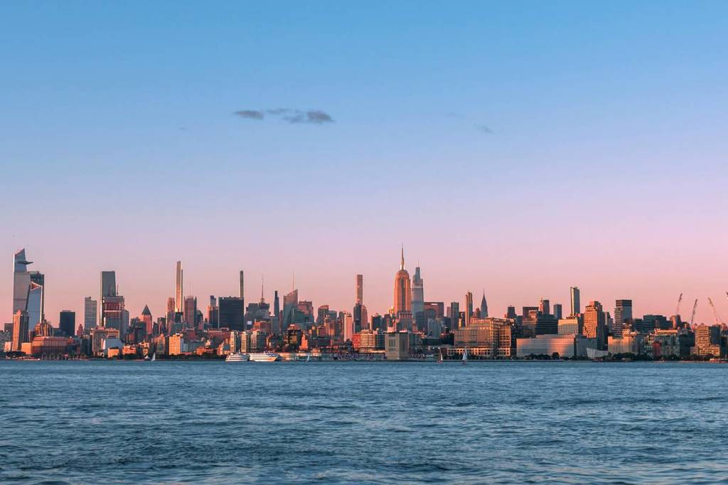 nyc skyline sunset