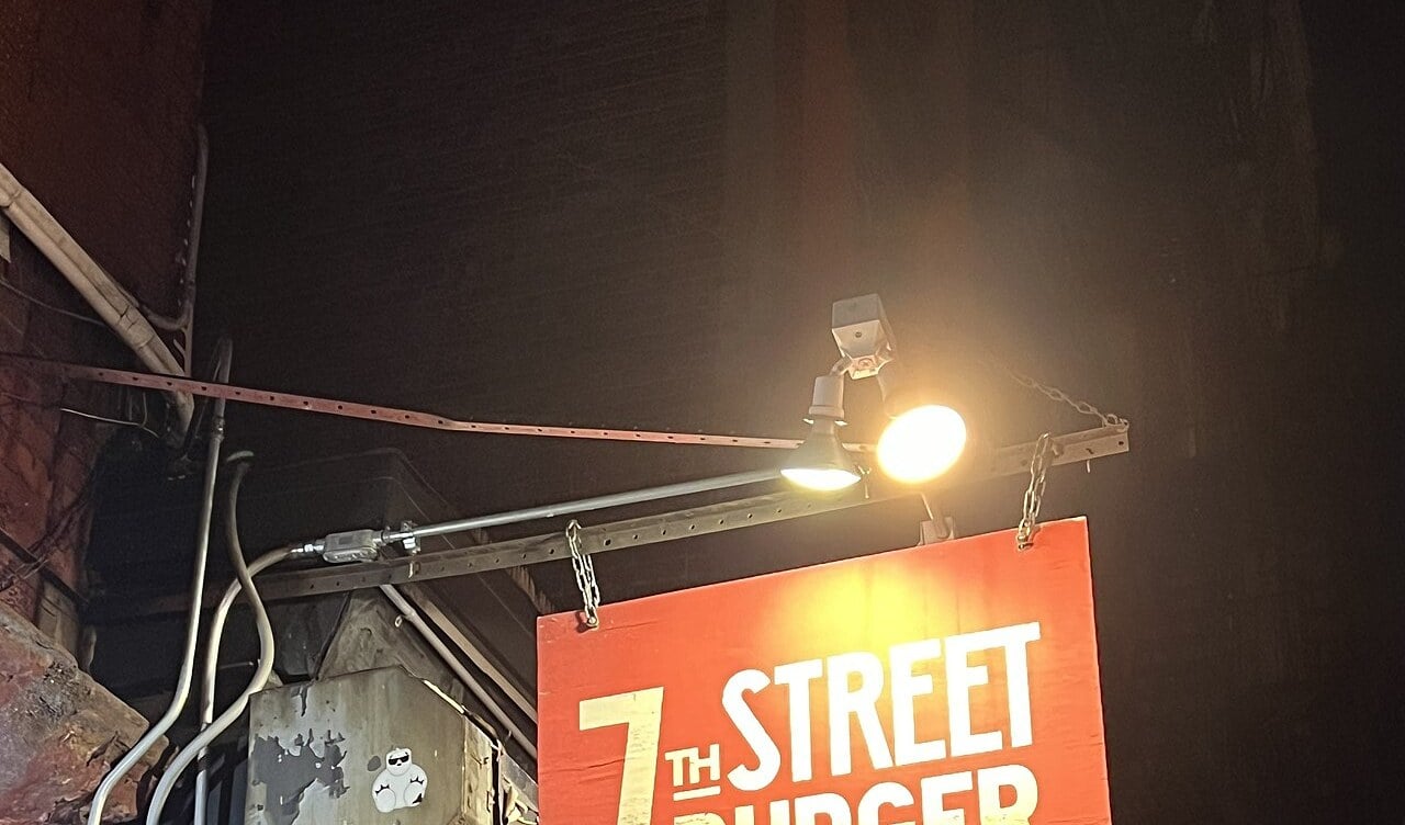 NYC smash burger chain 7th Street Burger opens in Philly