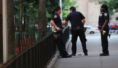 1 killed, another injured in random, broad-daylight stabbing in the Bronx