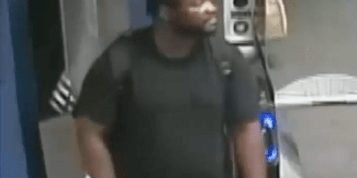 Man wanted for exposing himself to boy, 14, at Bronx subway station