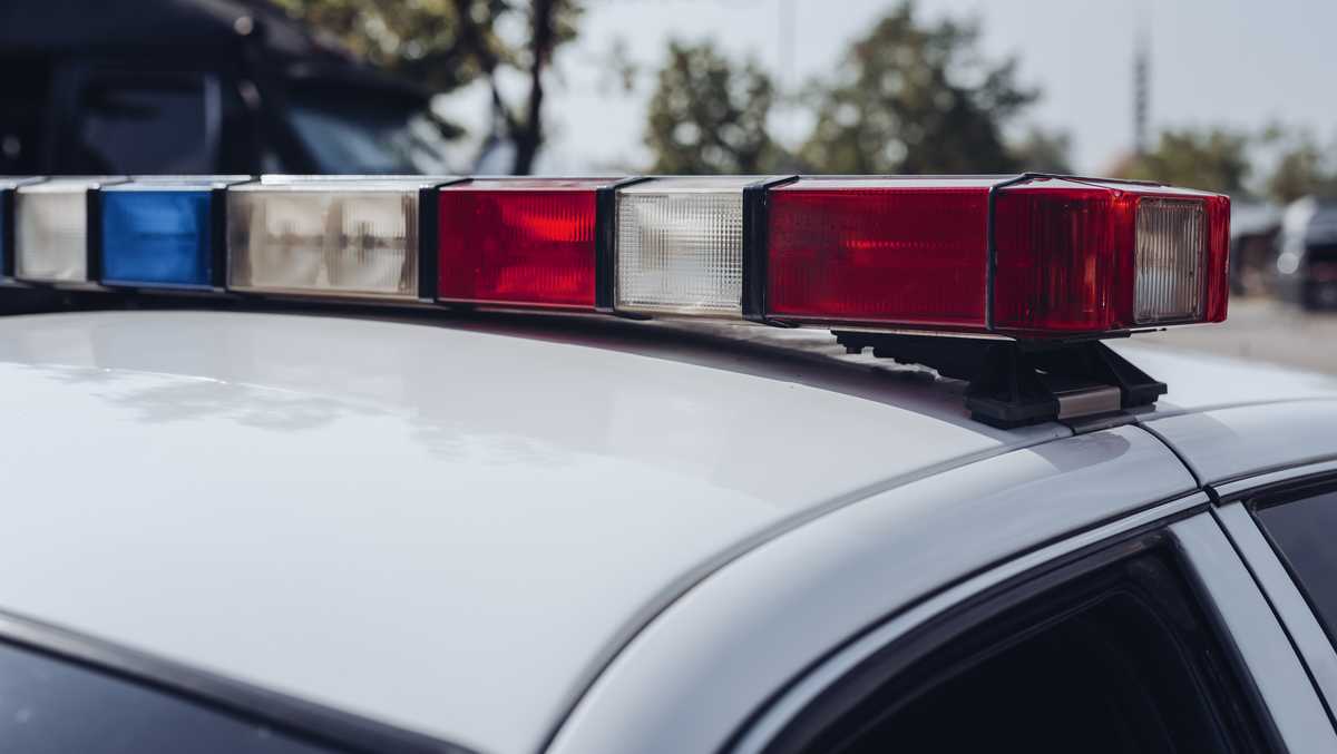 Child drowns in pool in Hartford, New York, police say