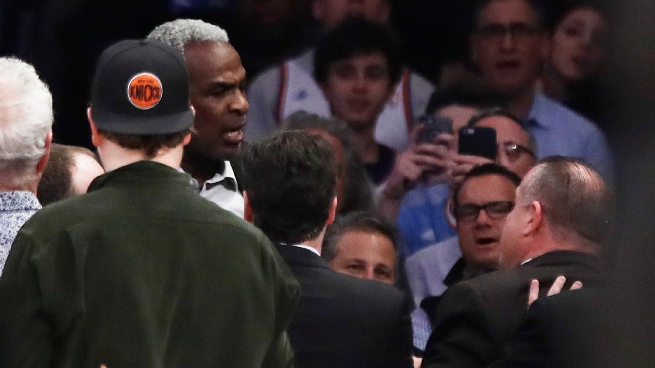 Judge dismisses ex-Knick Oakley's assault case against MSG