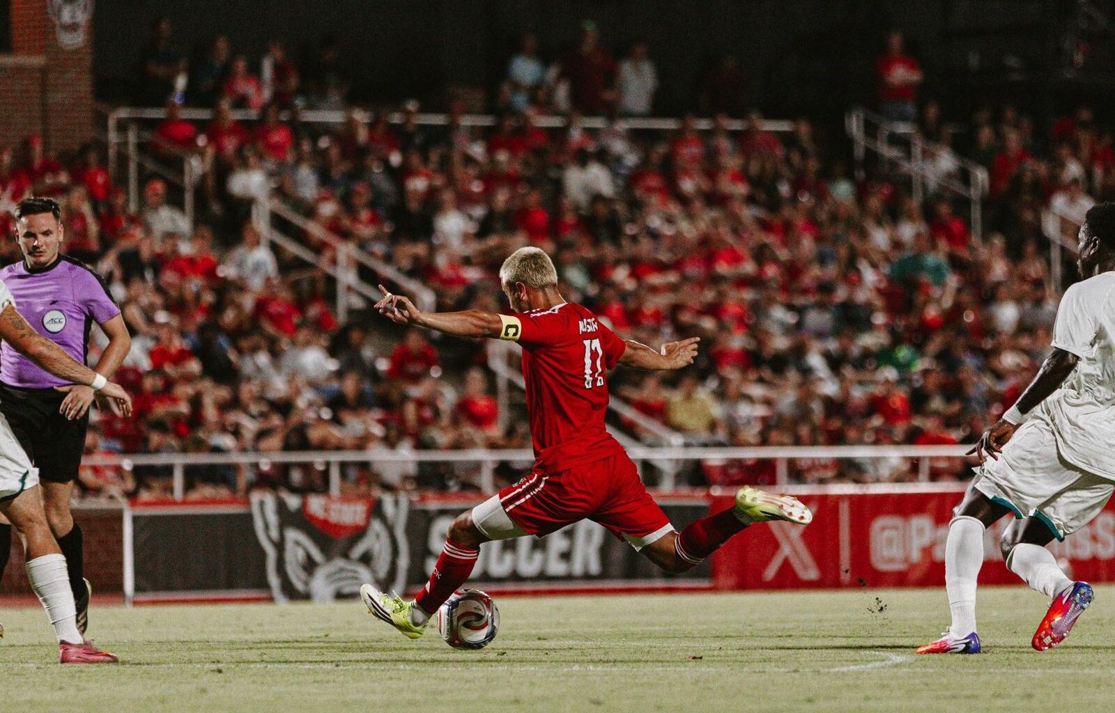 No. 2 Wolfpack Welcomes Queens For Second Game of the Season