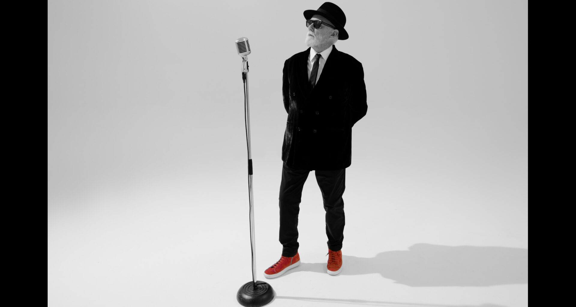 QUEEN's ROGER TAYLOR Releases New Single "I See You Now"; Official Music Video Streaming