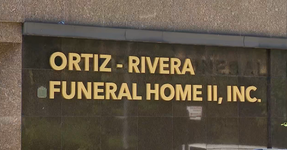 Manhattan funeral home sued after mistakenly cremating man