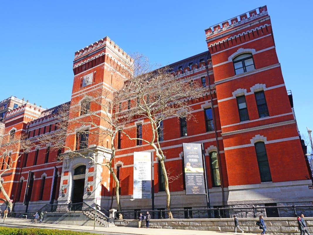 Park Avenue Armory Faces Pressure To Drop Knickerbocker Greys Eviction