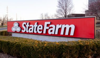 State Farm sends payments to insured drivers. Are you eligible? – NBC New York