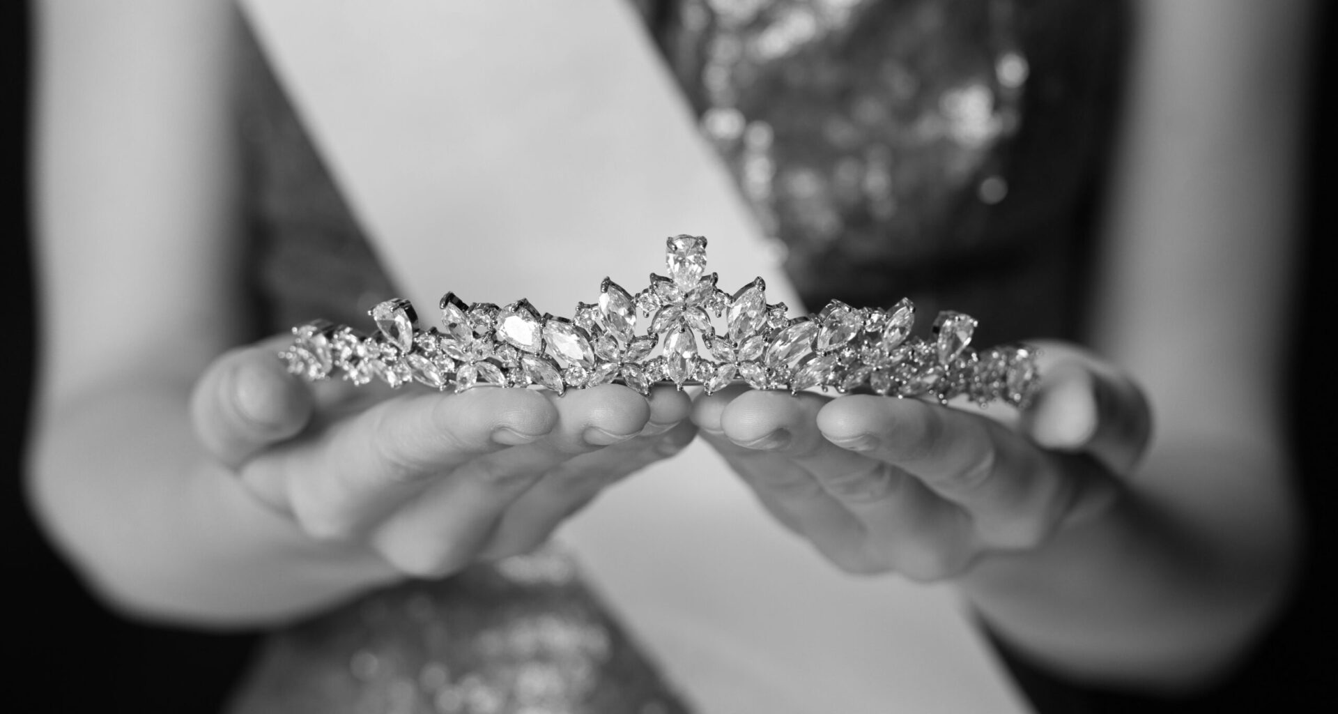 Area County Fair Queens Vie for 2026 Iowa State Fair Crown Saturday (08.15) – 95.1 The Bull