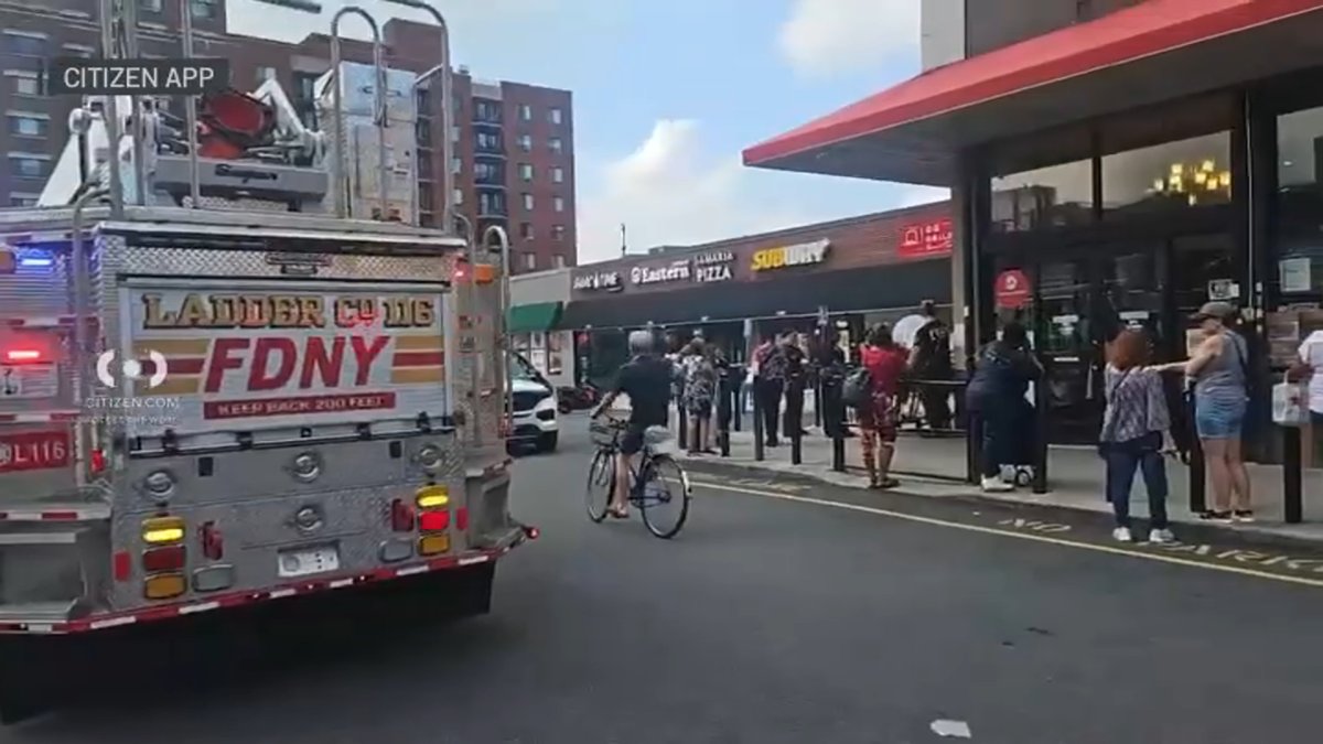 Queens supermarket collapse injures four – NBC New York